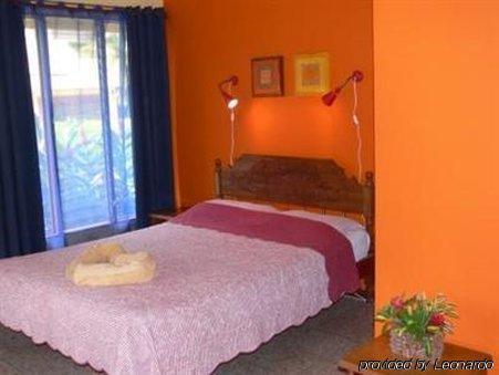 Vista Atenas Bed And Breakfast Mercedes  Δωμάτιο φωτογραφία