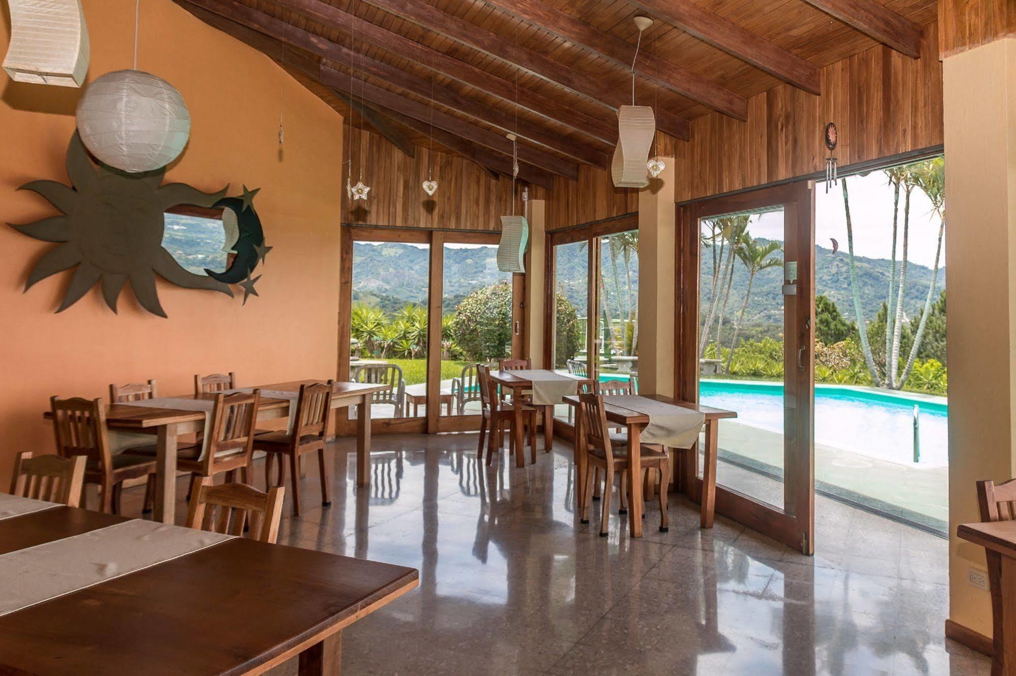 Vista Atenas Bed And Breakfast Mercedes  Εξωτερικό φωτογραφία
