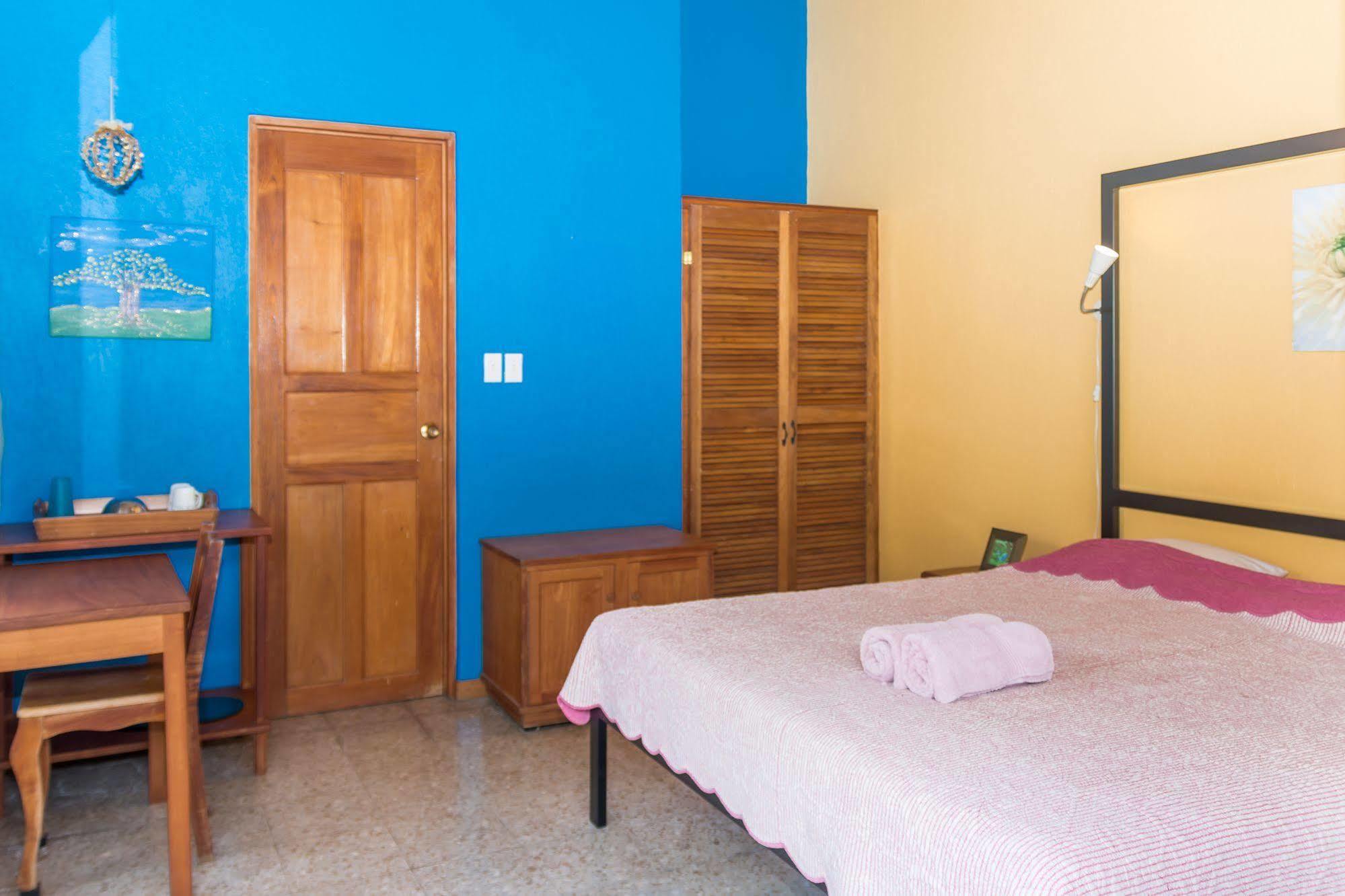 Vista Atenas Bed And Breakfast Mercedes  Εξωτερικό φωτογραφία