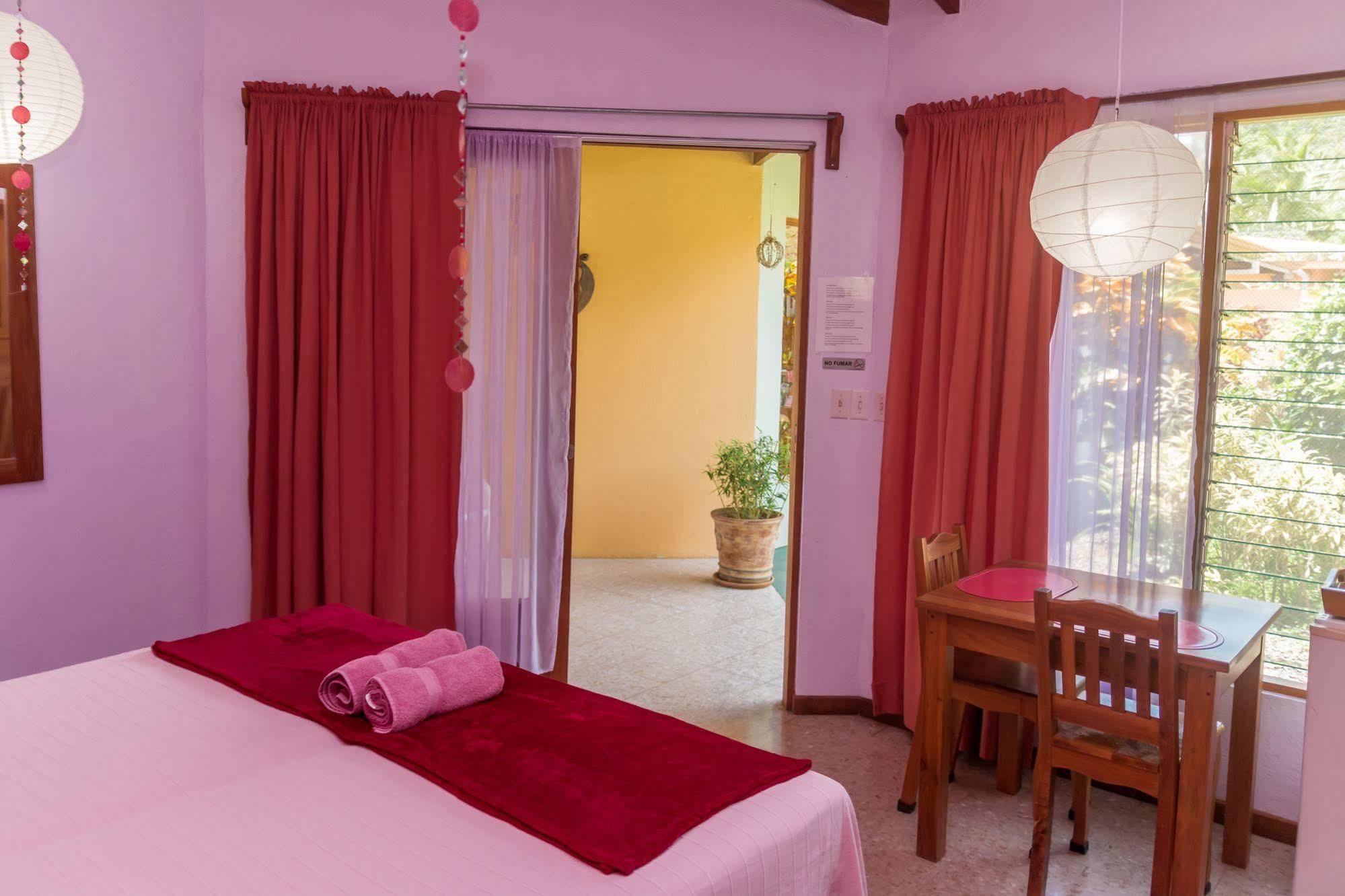 Vista Atenas Bed And Breakfast Mercedes  Εξωτερικό φωτογραφία