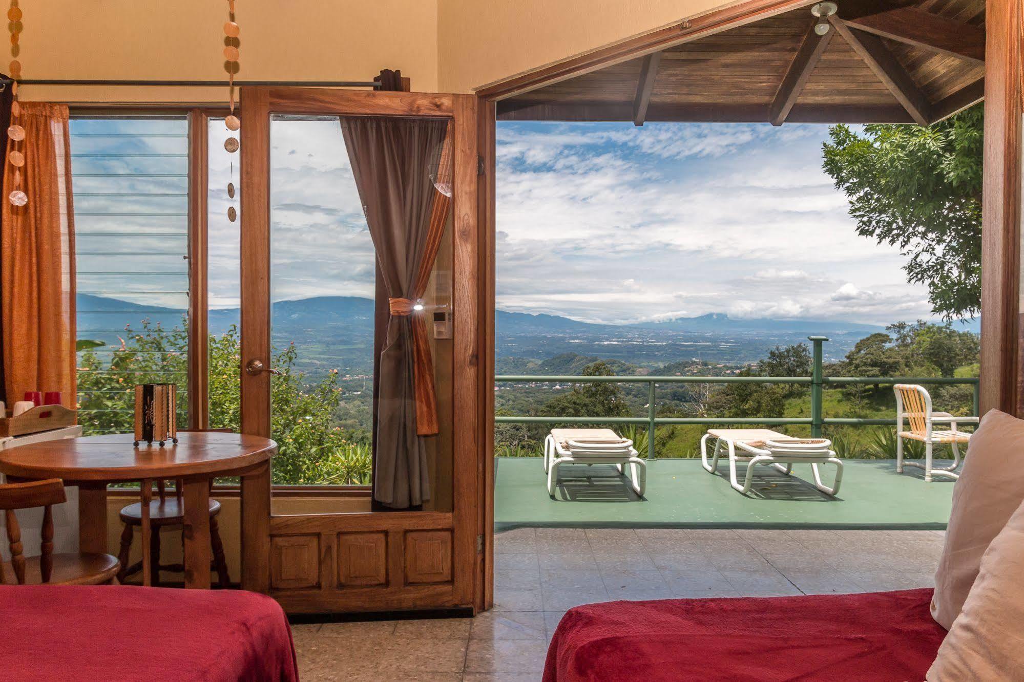 Vista Atenas Bed And Breakfast Mercedes  Εξωτερικό φωτογραφία